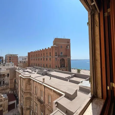 Aragona Luxury Apartment - Fronte Mare Taranto Exterior photo